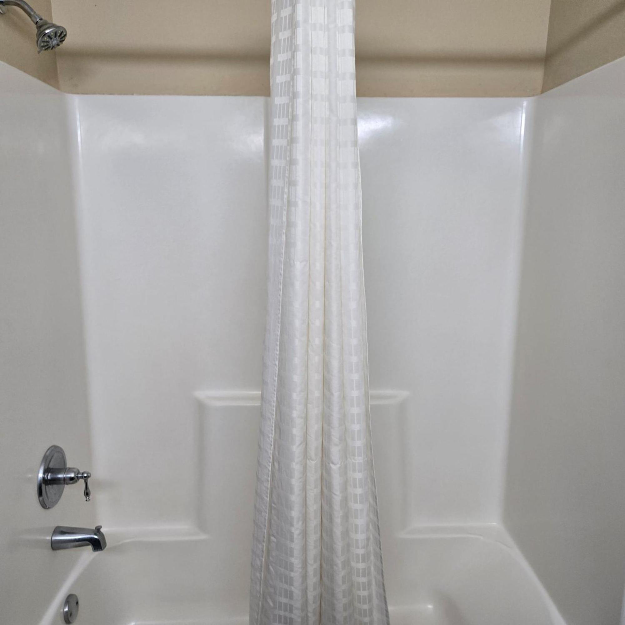 Karnes City Lodge Bagian luar foto